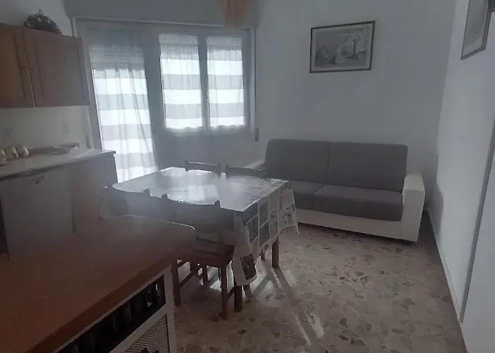 Frontespiaggia * تّشيرفييا