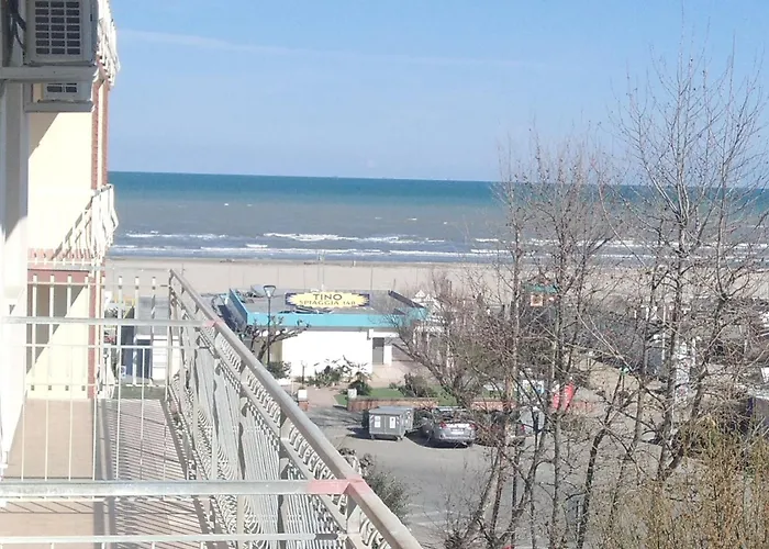 Lägenhet Frontespiaggia Cervia