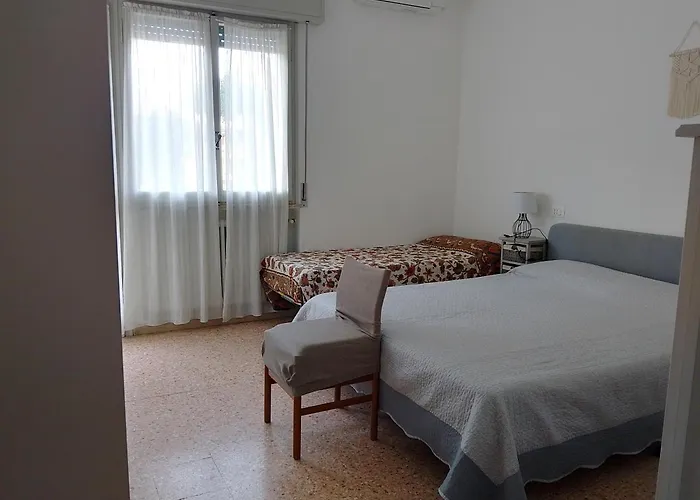 Lägenhet Frontespiaggia *